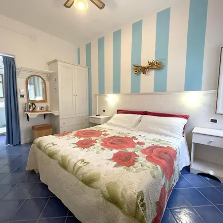 Santa Venardia Bed & Breakfast