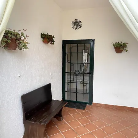 Santa Venardia Bed & Breakfast 4*
