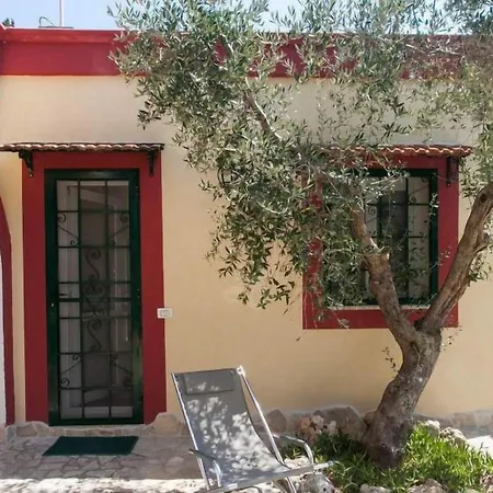 Santa Venardia Bed & Breakfast