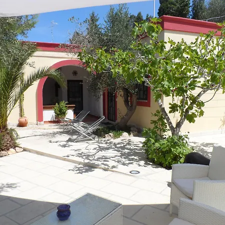 Santa Venardia Bed & Breakfast