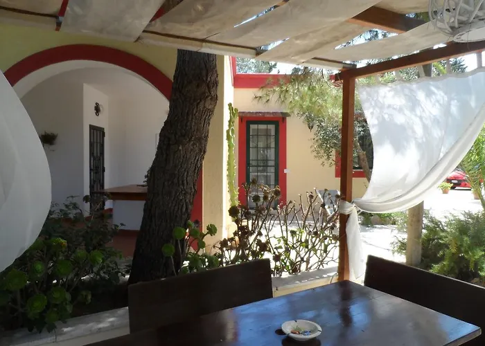 Santa Venardia Bed & Breakfast 3*