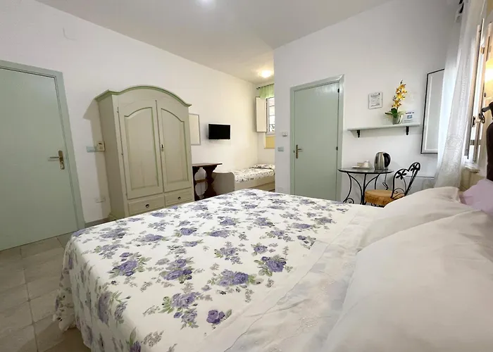 Bed & Breakfast Santa Venardia 3*
