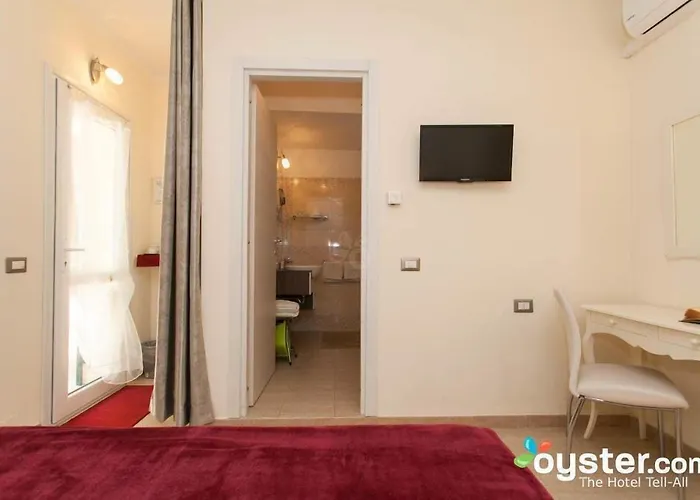 Santa Venardia Bed & Breakfast